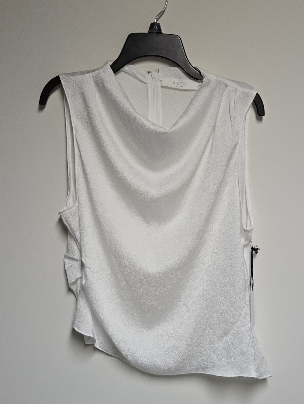 ASTR White Draped-Front Sleeveless Textured Blouse